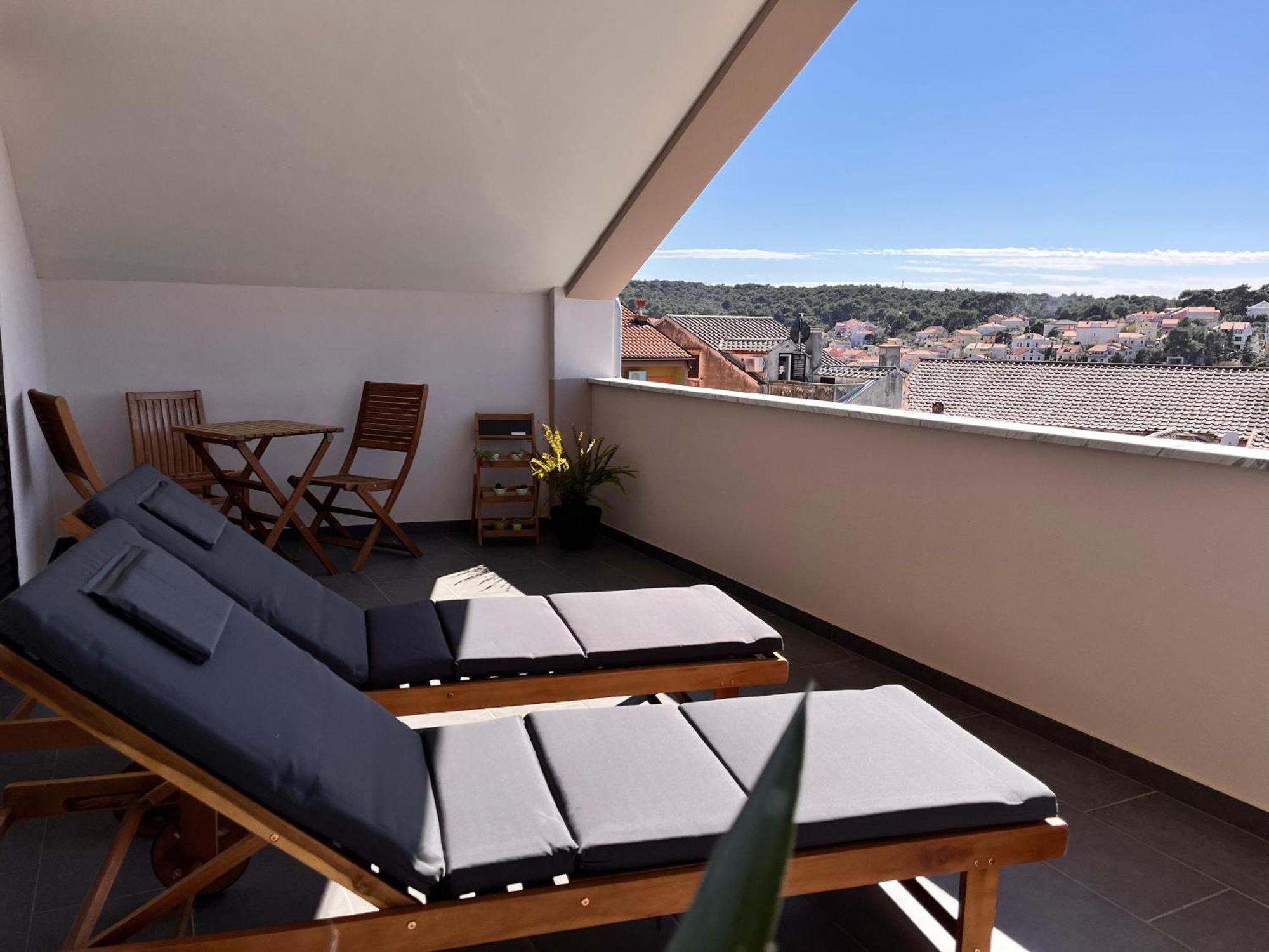 Apartment Oscar Mali Lošinj Εξωτερικό φωτογραφία