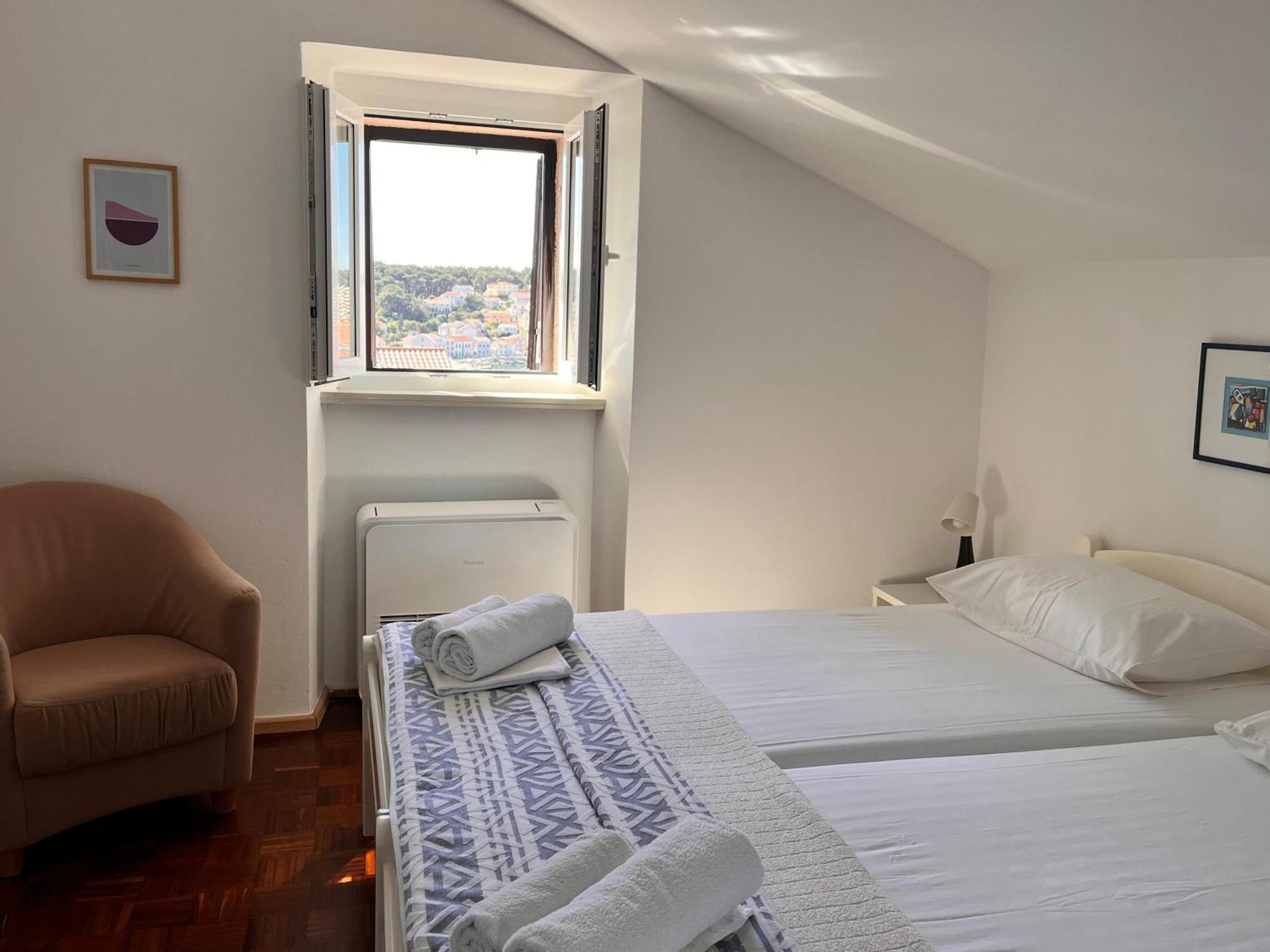 Apartment Oscar Mali Lošinj Εξωτερικό φωτογραφία
