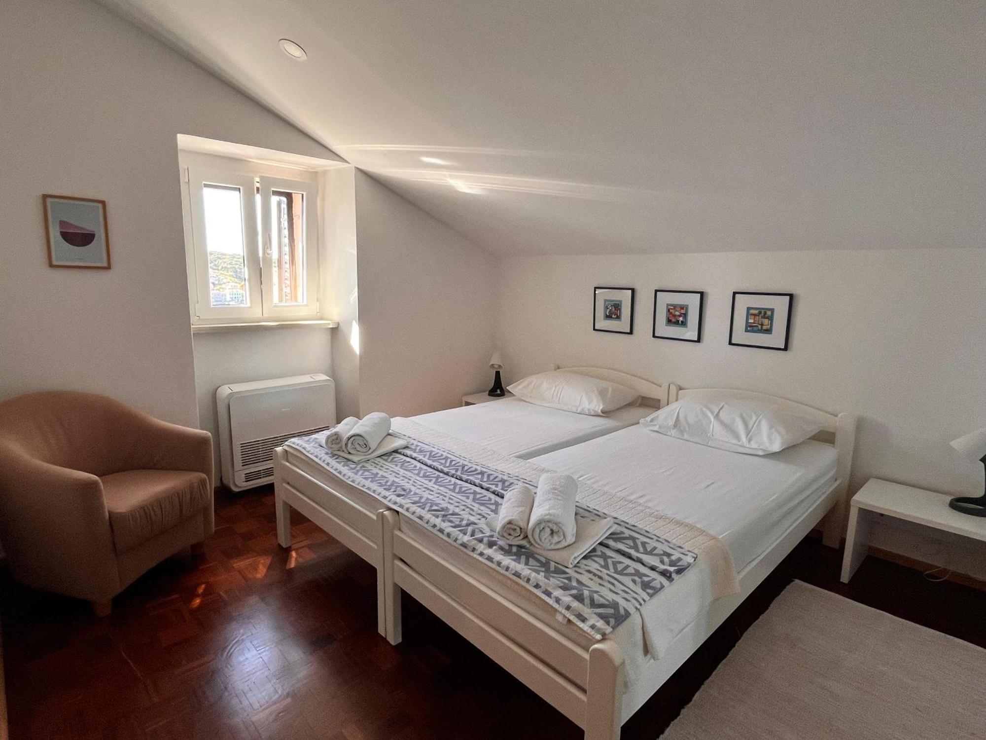 Apartment Oscar Mali Lošinj Εξωτερικό φωτογραφία